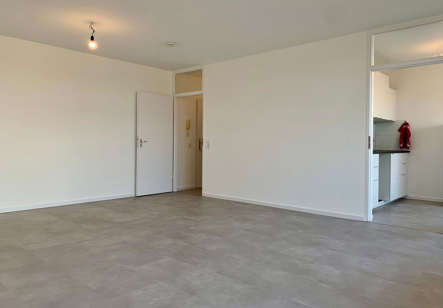 Prenájom bytu 1-izbový 50 m², Lübecker Str. 9, Köln Weiden, Severné Porýnie - Westfálsko Prenájom bytu 1-izbový 50 m², Lübecker Str. 9, Köln Weiden, Severné Porýnie - Westfálsko