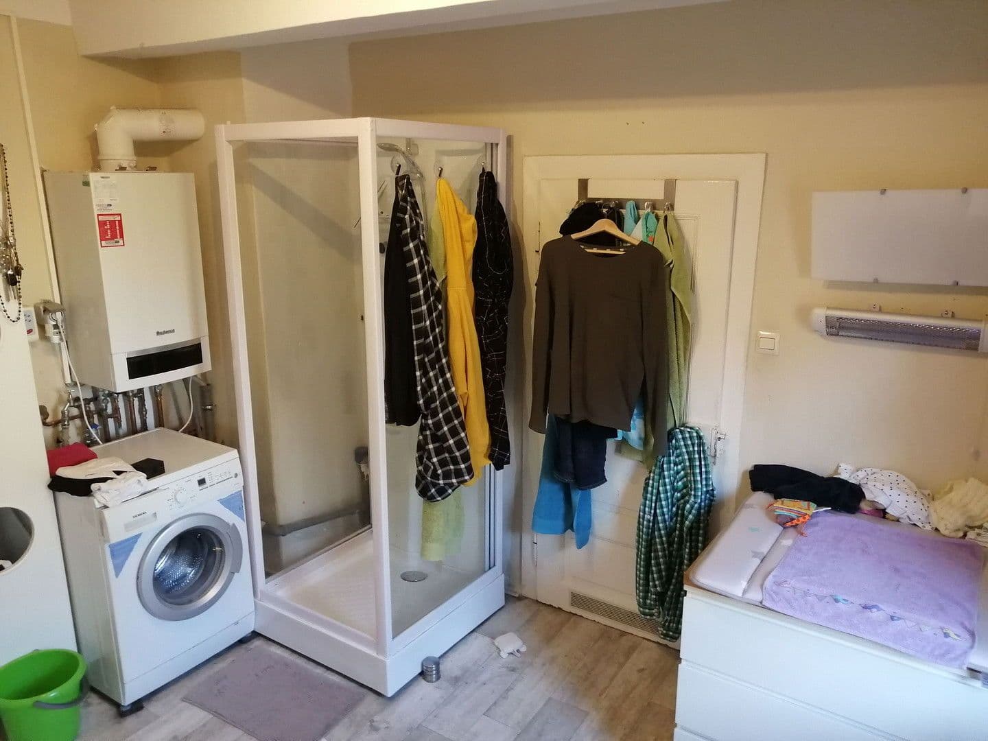 Prenájom bytu 3-izbový 100 m², Hauptstr. 35, Wettenberg, Hesensko Prenájom bytu 3-izbový 100 m², Hauptstr. 35, Wettenberg, Hesensko