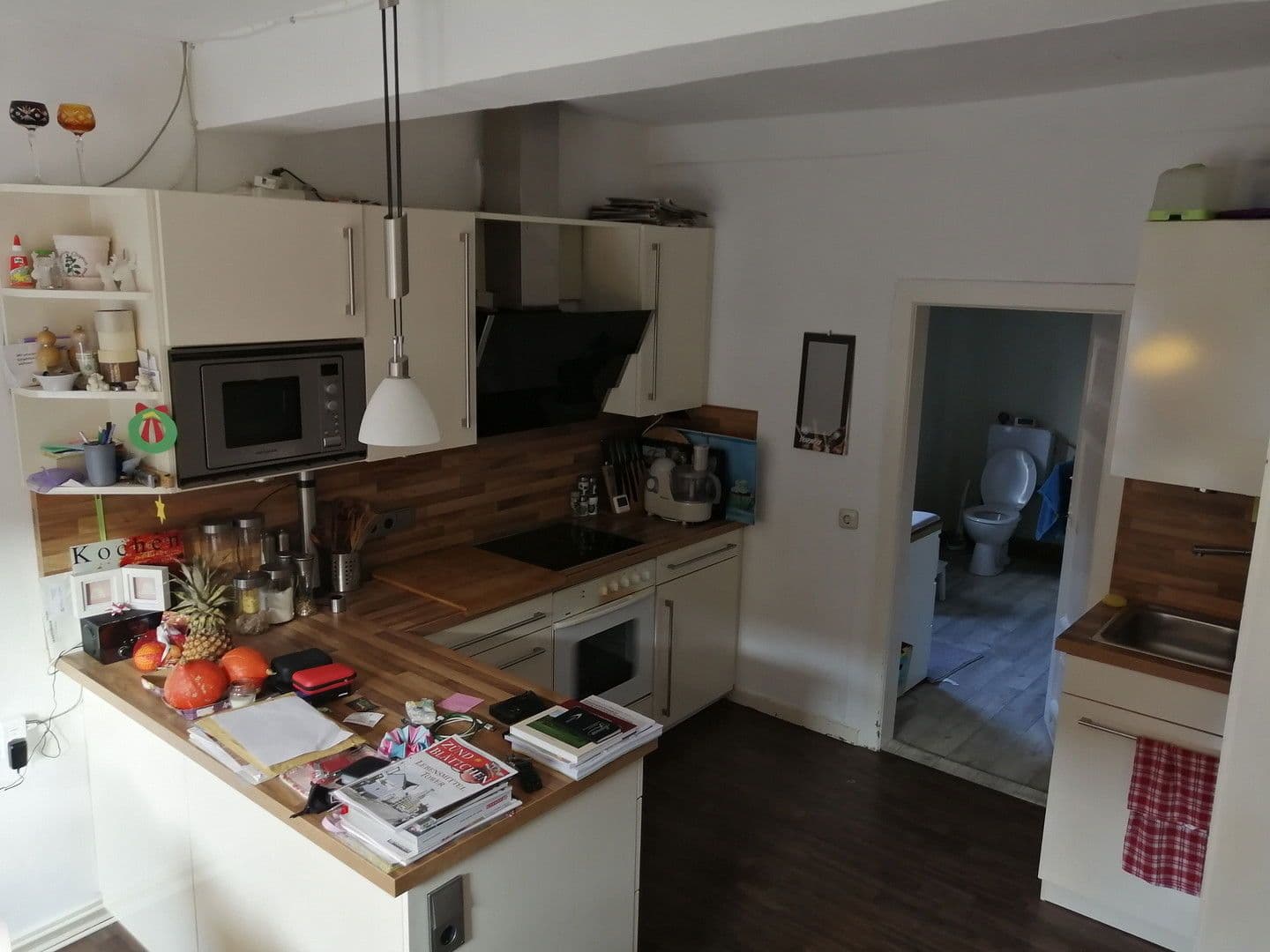 Prenájom bytu 3-izbový 100 m², Hauptstr. 35, Wettenberg, Hesensko Prenájom bytu 3-izbový 100 m², Hauptstr. 35, Wettenberg, Hesensko