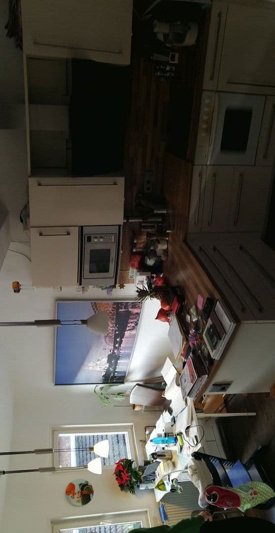 Prenájom bytu 3-izbový 100 m², Hauptstr. 35, Wettenberg, Hesensko Prenájom bytu 3-izbový 100 m², Hauptstr. 35, Wettenberg, Hesensko