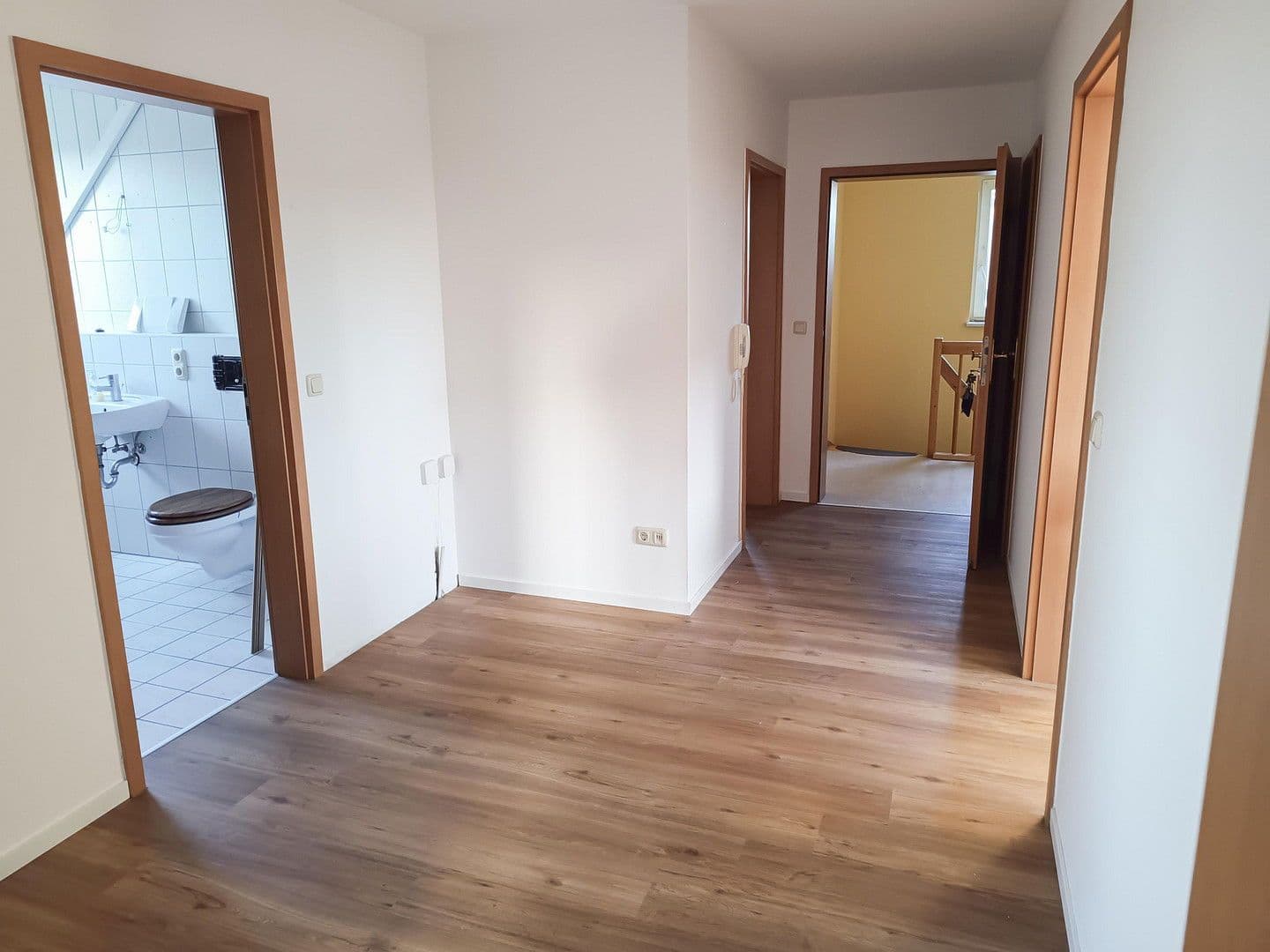 Prenájom bytu 2-izbový 72 m², Victor-von-Scheffel-Straße 38, Schlüsselfeld, Bavorsko Prenájom bytu 2-izbový 72 m², Victor-von-Scheffel-Straße 38, Schlüsselfeld, Bavorsko