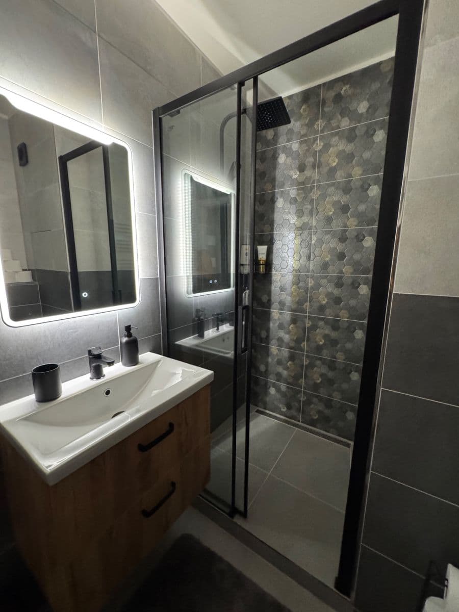 Prenájom bytu 1-izbový 34 m², Imrychova, Praha, Praha Prenájom bytu 1-izbový 34 m², Imrychova, Praha, Praha