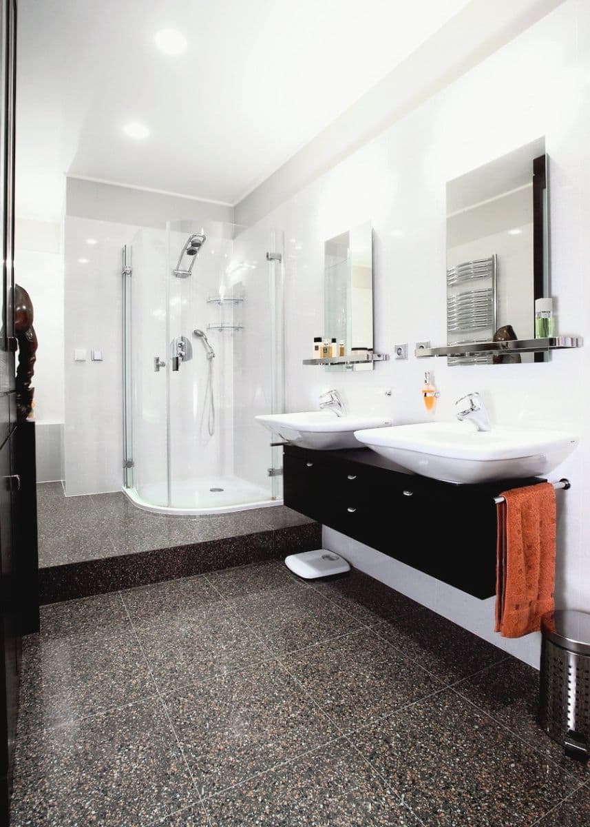 Prenájom bytu 95 m², Haštalská, Praha, Praha Prenájom bytu 95 m², Haštalská, Praha, Praha