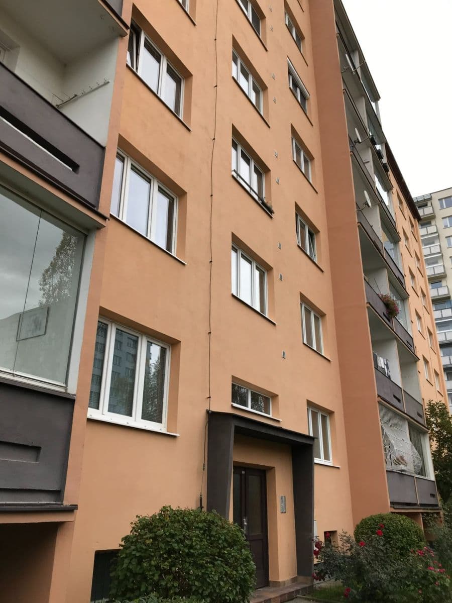 Prenájom bytu 2-izbový 53 m², Jasmínová, Praha, Praha Prenájom bytu 2-izbový 53 m², Jasmínová, Praha, Praha