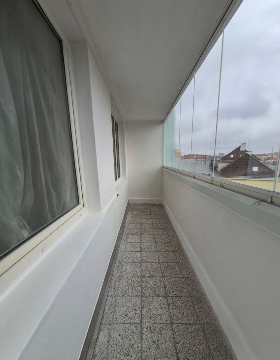 Predaj bytu 3-izbový 73 m², Průběžná, Praha, Praha Predaj bytu 3-izbový 73 m², Průběžná, Praha, Praha