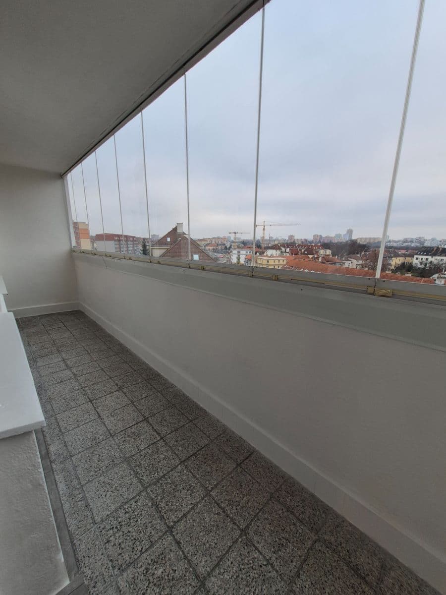 Predaj bytu 3-izbový 73 m², Průběžná, Praha, Praha Predaj bytu 3-izbový 73 m², Průběžná, Praha, Praha