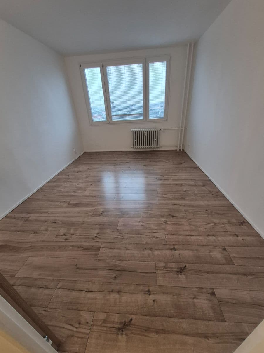 Predaj bytu 3-izbový 73 m², Průběžná, Praha, Praha Predaj bytu 3-izbový 73 m², Průběžná, Praha, Praha