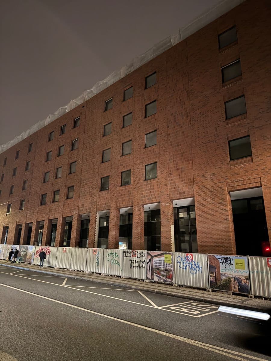 Prenájom nebytového priestoru 39 m², Hartigova, Praha, Praha Prenájom nebytového priestoru 39 m², Hartigova, Praha, Praha