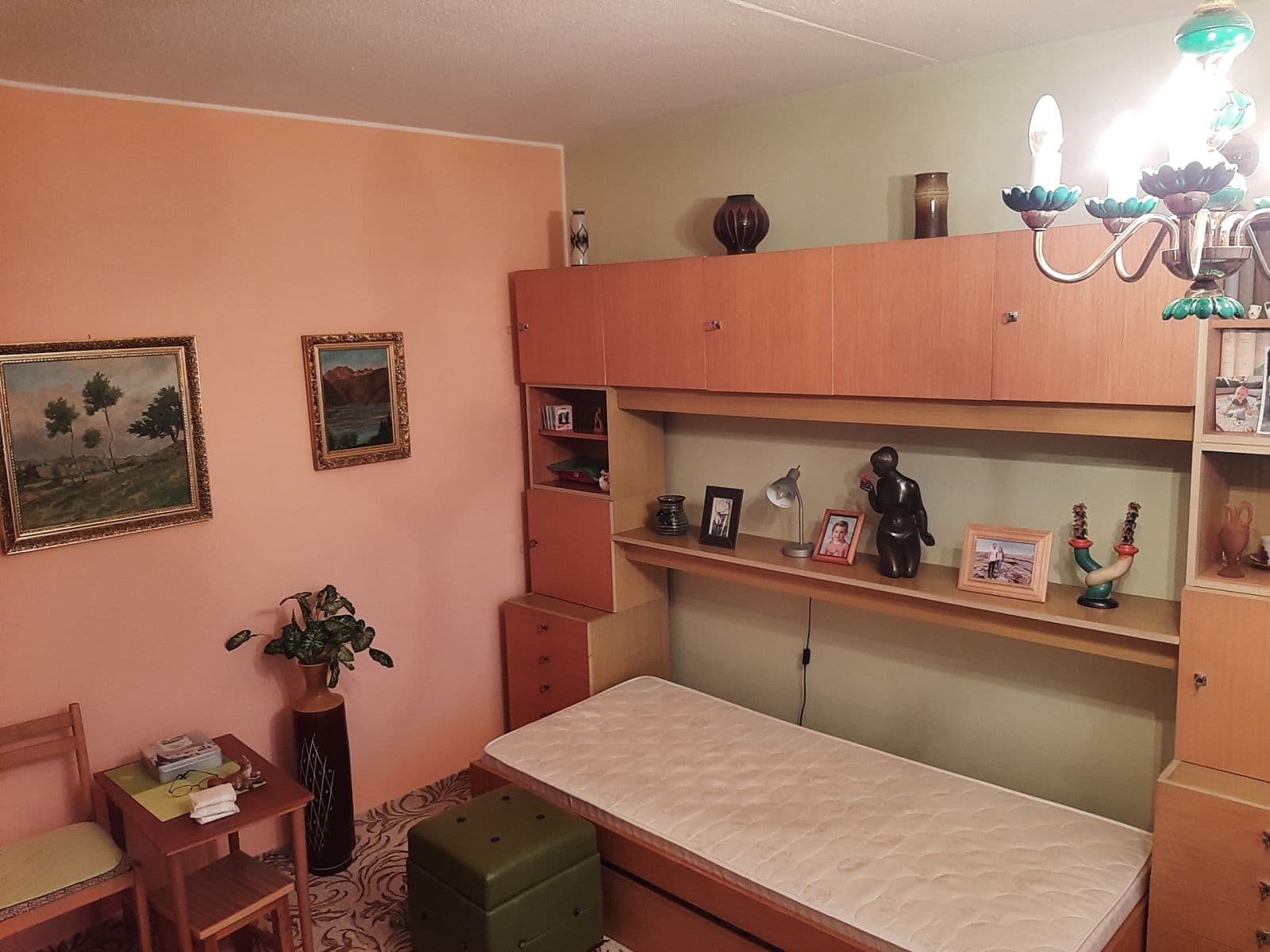 Prenájom bytu 3-izbový 70 m², Palackého, Znojmo, Jihomoravský kraj Prenájom bytu 3-izbový 70 m², Palackého, Znojmo, Jihomoravský kraj