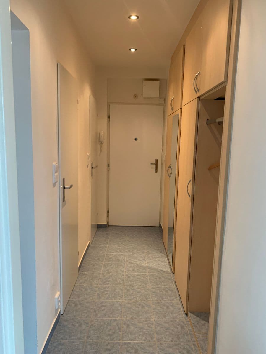 Prenájom bytu 2-izbový 60 m², Střimelická, Praha, Praha Prenájom bytu 2-izbový 60 m², Střimelická, Praha, Praha