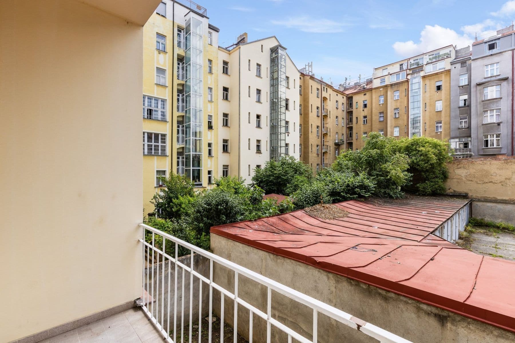 Prenájom bytu 3-izbový 104 m², dr. Zikmunda Wintra, Praha, Praha Prenájom bytu 3-izbový 104 m², dr. Zikmunda Wintra, Praha, Praha