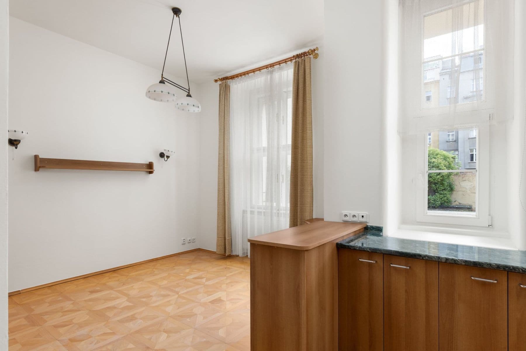 Prenájom bytu 3-izbový 104 m², dr. Zikmunda Wintra, Praha, Praha Prenájom bytu 3-izbový 104 m², dr. Zikmunda Wintra, Praha, Praha