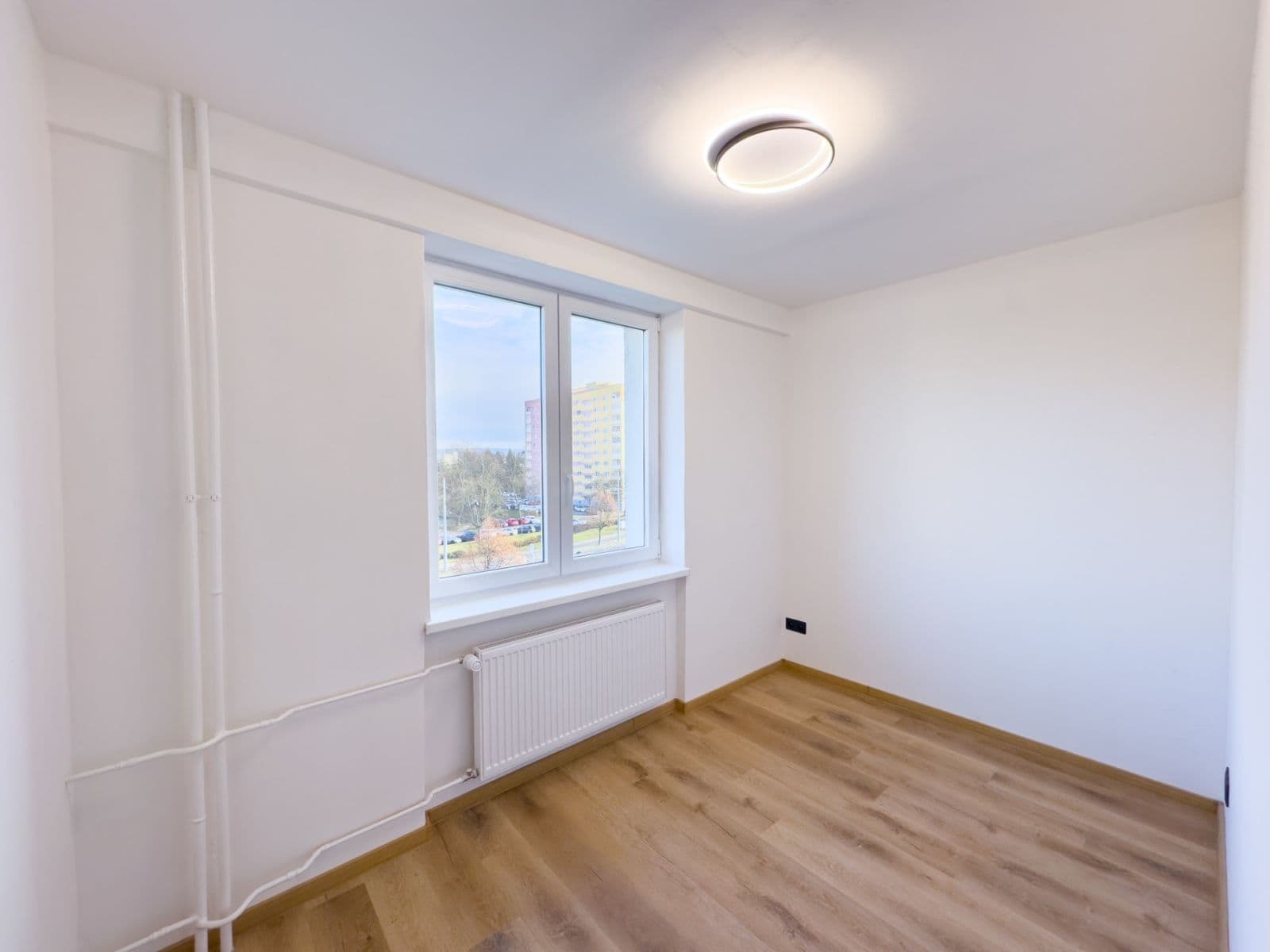 Predaj bytu 3-izbový 53 m², náměstí Generála Píky, Plzeň, Plzeňský kraj Predaj bytu 3-izbový 53 m², náměstí Generála Píky, Plzeň, Plzeňský kraj