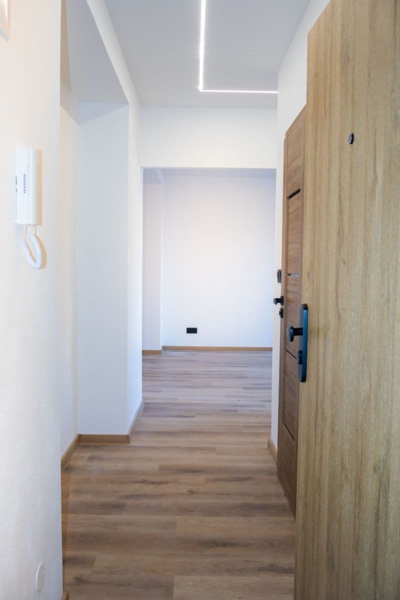 Predaj bytu 3-izbový 53 m², náměstí Generála Píky, Plzeň, Plzeňský kraj Predaj bytu 3-izbový 53 m², náměstí Generála Píky, Plzeň, Plzeňský kraj