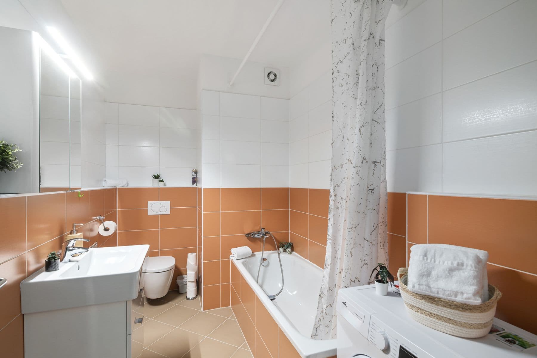 Prenájom bytu 52 m², Makedonská, Praha, Praha Prenájom bytu 52 m², Makedonská, Praha, Praha