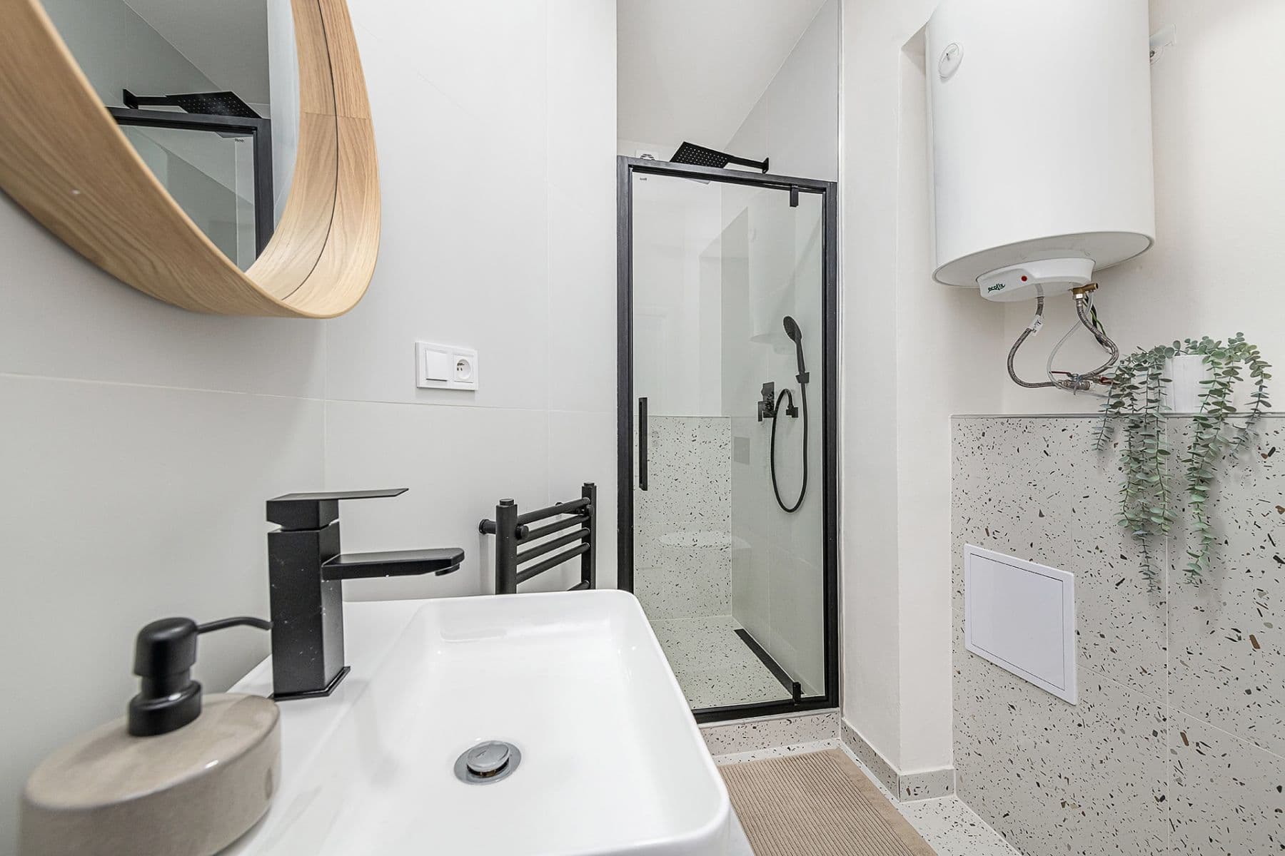 Predaj bytu 2-izbový 46 m², Brožíkova, Praha, Praha Predaj bytu 2-izbový 46 m², Brožíkova, Praha, Praha