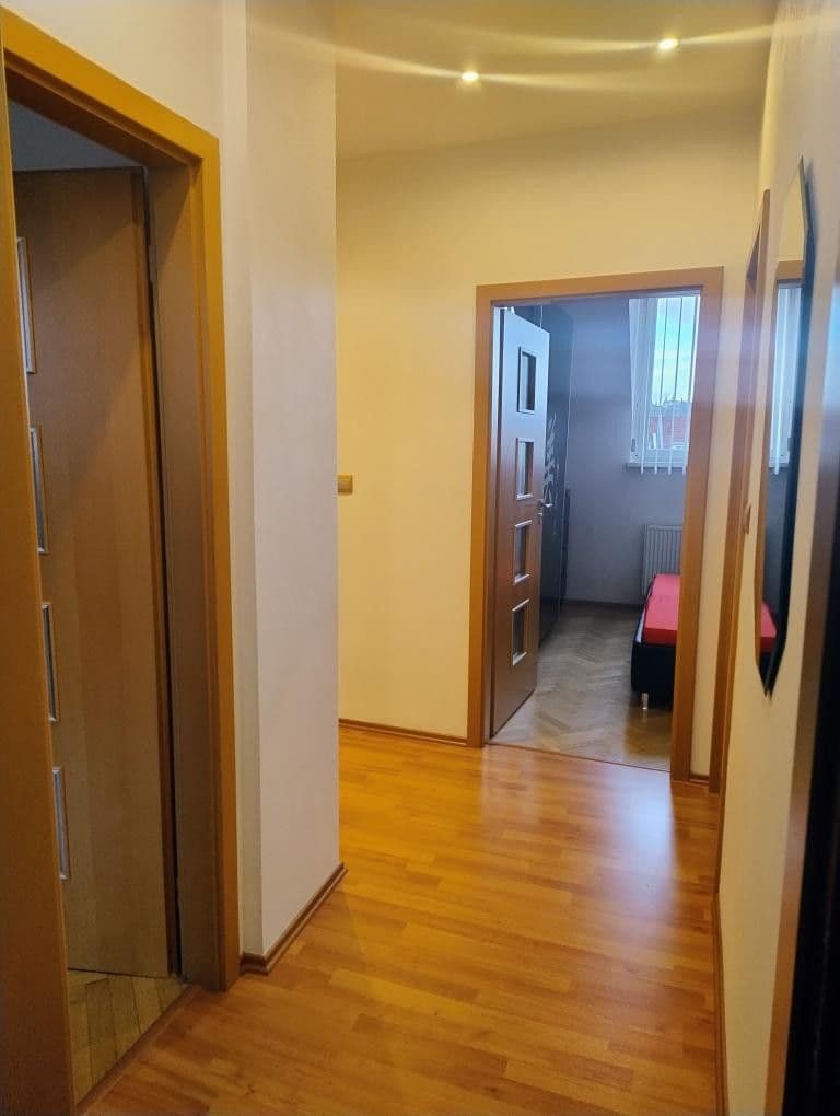 Prenájom bytu 2-izbový 48 m², K. H. Máchy, Příbram, Středočeský kraj Prenájom bytu 2-izbový 48 m², K. H. Máchy, Příbram, Středočeský kraj