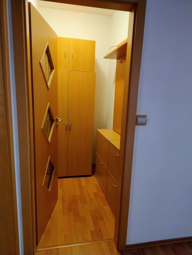 Prenájom bytu 2-izbový 48 m², K. H. Máchy, Příbram, Středočeský kraj Prenájom bytu 2-izbový 48 m², K. H. Máchy, Příbram, Středočeský kraj