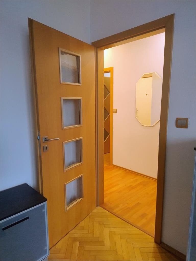 Prenájom bytu 2-izbový 48 m², K. H. Máchy, Příbram, Středočeský kraj Prenájom bytu 2-izbový 48 m², K. H. Máchy, Příbram, Středočeský kraj