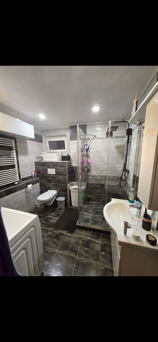 Predaj bytu 3-izbový 72 m², 5. května, Dobroměřice, Ústecký kraj Predaj bytu 3-izbový 72 m², 5. května, Dobroměřice, Ústecký kraj