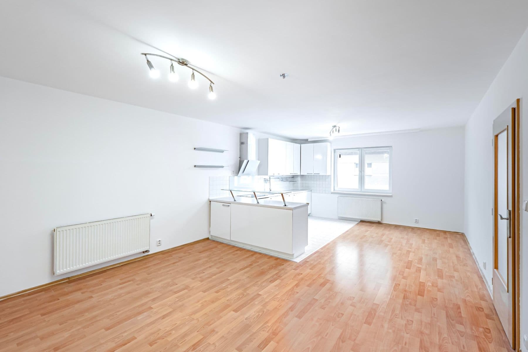 Prenájom bytu 2-izbový 61 m², Ďáblická, Praha, Praha Prenájom bytu 2-izbový 61 m², Ďáblická, Praha, Praha