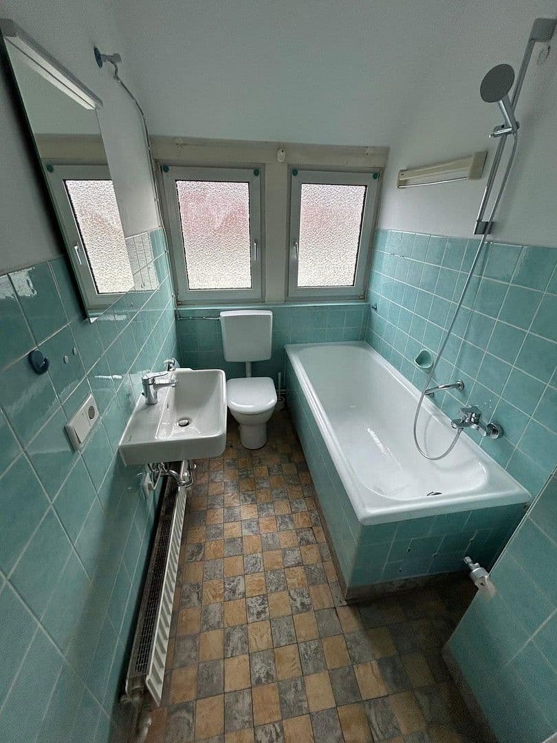 Prenájom bytu 3-izbový 54 m², Brakerstr. 17, Bielefeld, Severné Porýnie - Westfálsko Prenájom bytu 3-izbový 54 m², Brakerstr. 17, Bielefeld, Severné Porýnie - Westfálsko