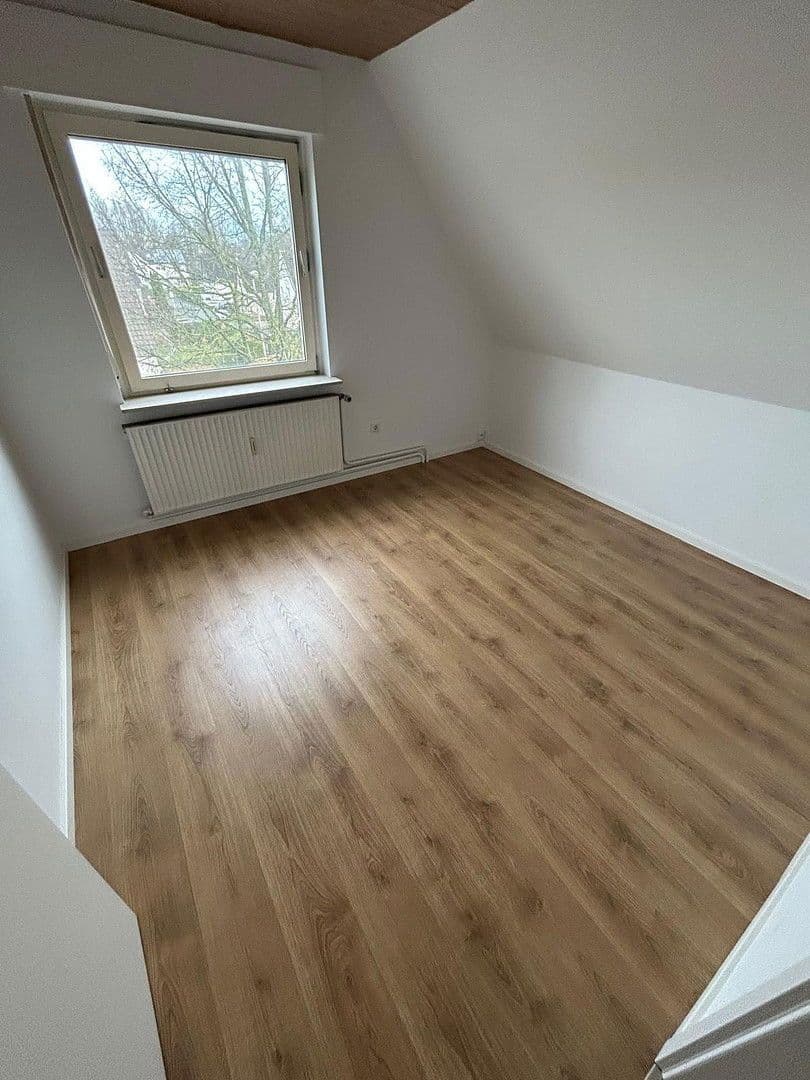 Prenájom bytu 3-izbový 54 m², Brakerstr. 17, Bielefeld, Severné Porýnie - Westfálsko Prenájom bytu 3-izbový 54 m², Brakerstr. 17, Bielefeld, Severné Porýnie - Westfálsko