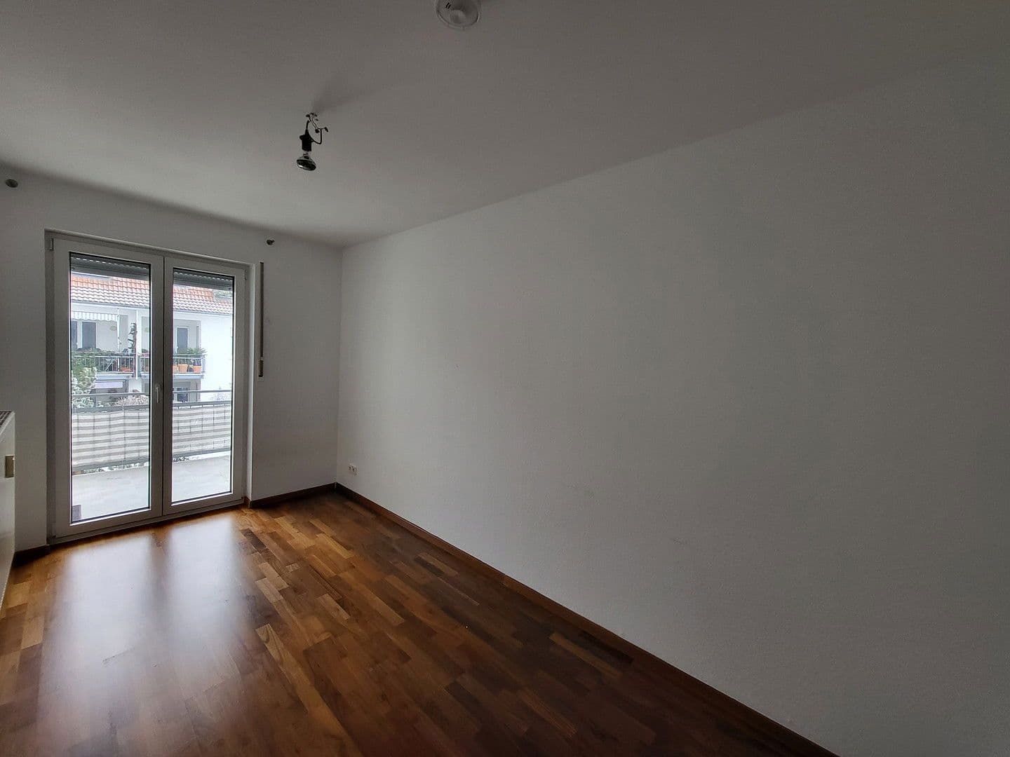 Prenájom bytu 3-izbový 77 m², Rüdesheimer Str. 18, Rodgau, Hesensko Prenájom bytu 3-izbový 77 m², Rüdesheimer Str. 18, Rodgau, Hesensko