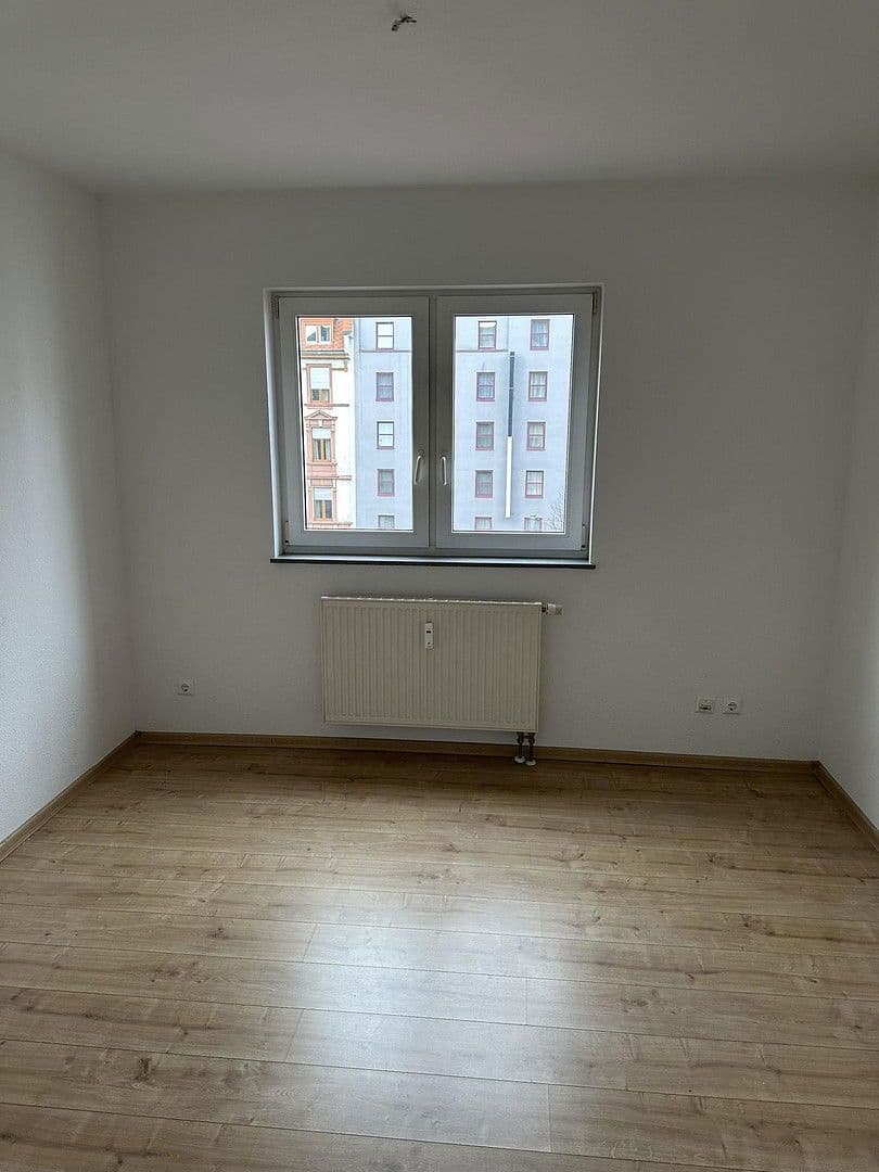 Prenájom bytu 3-izbový 76 m², Frankfurt am Main, Hesensko Prenájom bytu 3-izbový 76 m², Frankfurt am Main, Hesensko