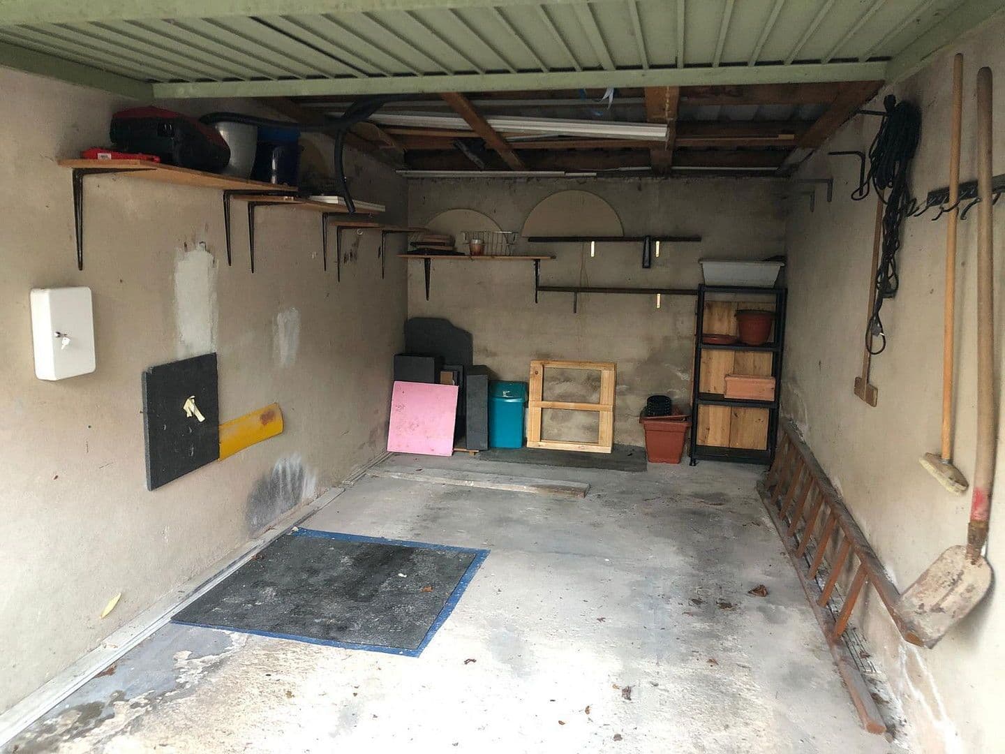 Prenájom garáže, Schützenstraße 1, Schwanstetten, Bavorsko Prenájom garáže, Schützenstraße 1, Schwanstetten, Bavorsko