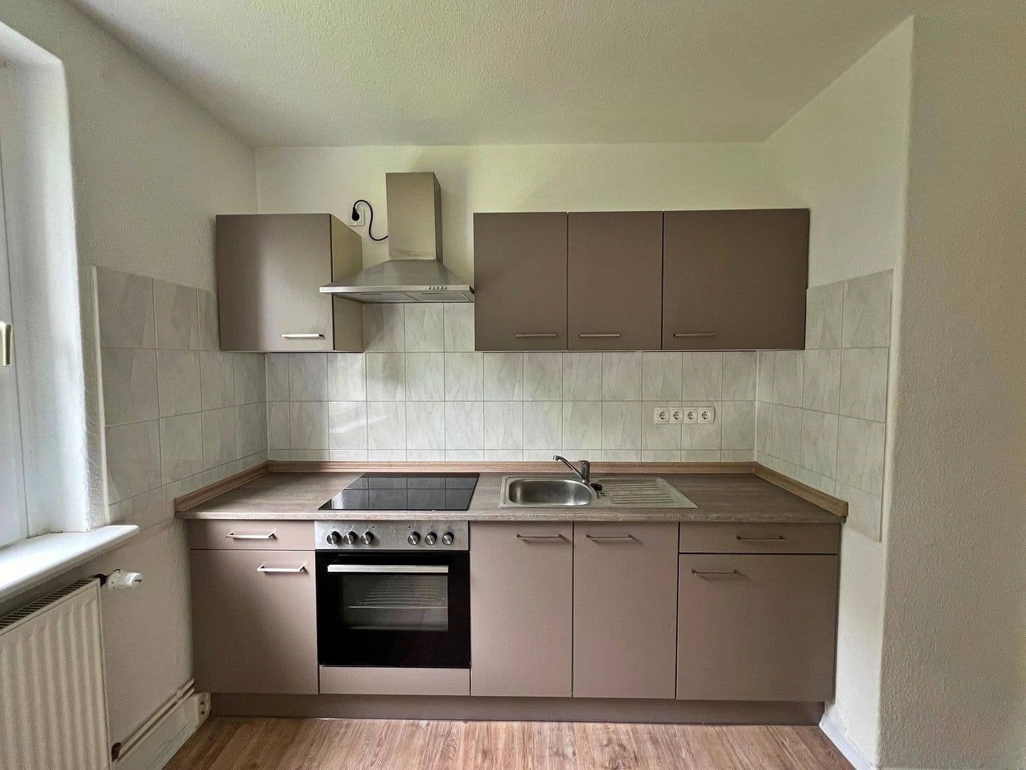 Prenájom bytu 3-izbový 56 m², Süderholz, Meklenbursko-Predpomoransko Prenájom bytu 3-izbový 56 m², Süderholz, Meklenbursko-Predpomoransko