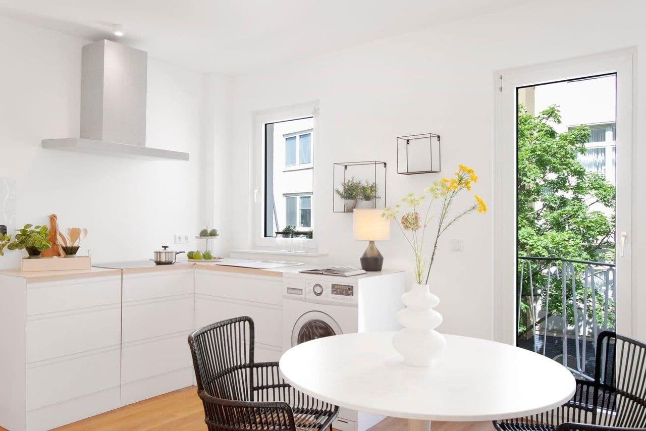 Prenájom bytu 1-izbový 46 m², Luisenstraße 45, Düsseldorf, Severné Porýnie - Westfálsko Prenájom bytu 1-izbový 46 m², Luisenstraße 45, Düsseldorf, Severné Porýnie - Westfálsko