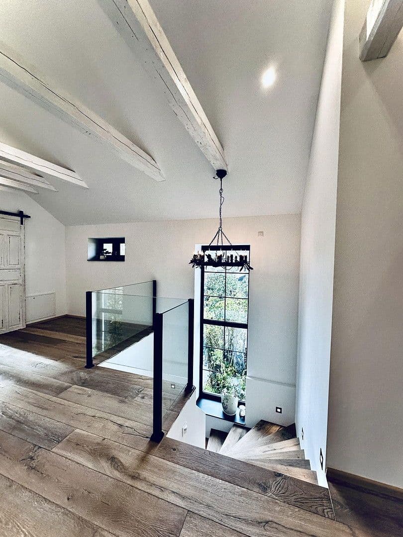 Predaj domu 202 m², pozemek 860 m², Maxhütte-Haidhof, Bavorsko Predaj domu 202 m², pozemek 860 m², Maxhütte-Haidhof, Bavorsko