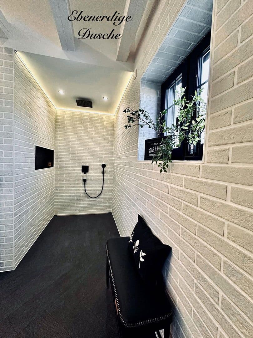 Predaj domu 202 m², pozemek 860 m², Maxhütte-Haidhof, Bavorsko Predaj domu 202 m², pozemek 860 m², Maxhütte-Haidhof, Bavorsko