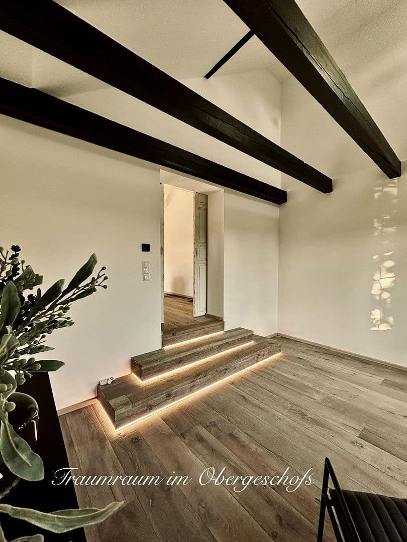 Predaj domu 202 m², pozemek 860 m², Maxhütte-Haidhof, Bavorsko Predaj domu 202 m², pozemek 860 m², Maxhütte-Haidhof, Bavorsko