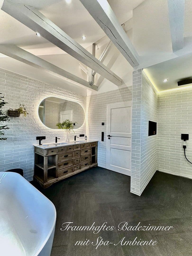 Predaj domu 202 m², pozemek 860 m², Maxhütte-Haidhof, Bavorsko Predaj domu 202 m², pozemek 860 m², Maxhütte-Haidhof, Bavorsko