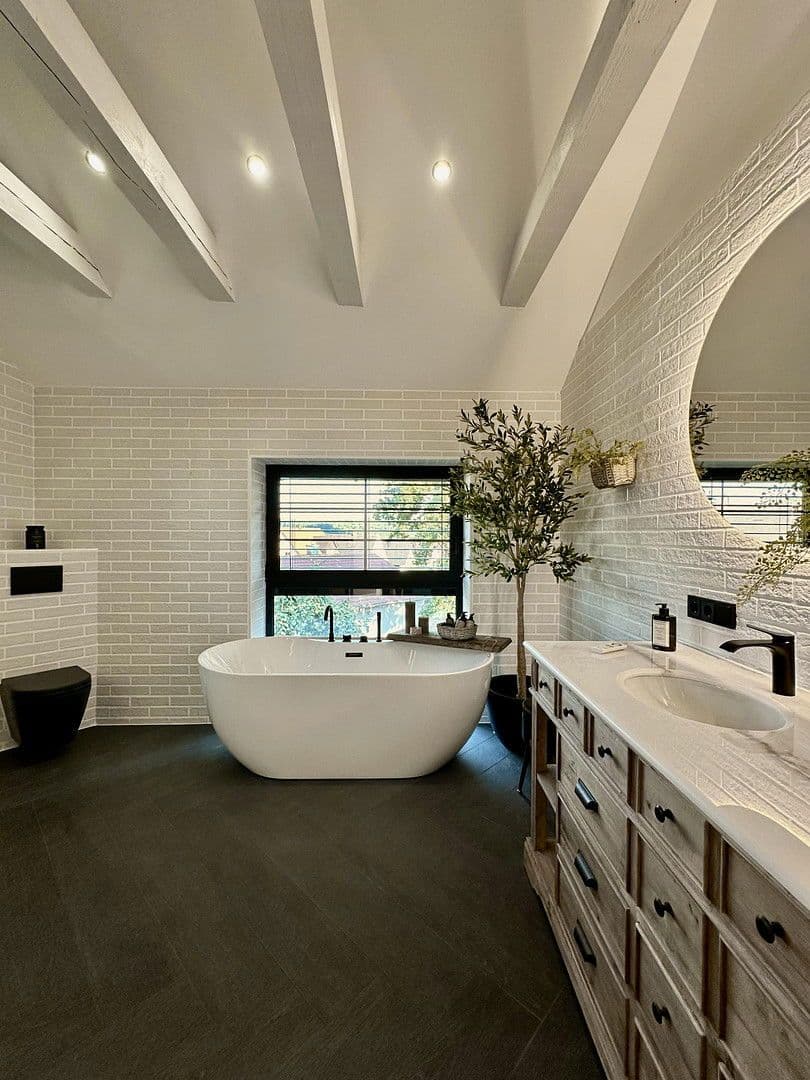 Predaj domu 202 m², pozemek 860 m², Maxhütte-Haidhof, Bavorsko Predaj domu 202 m², pozemek 860 m², Maxhütte-Haidhof, Bavorsko