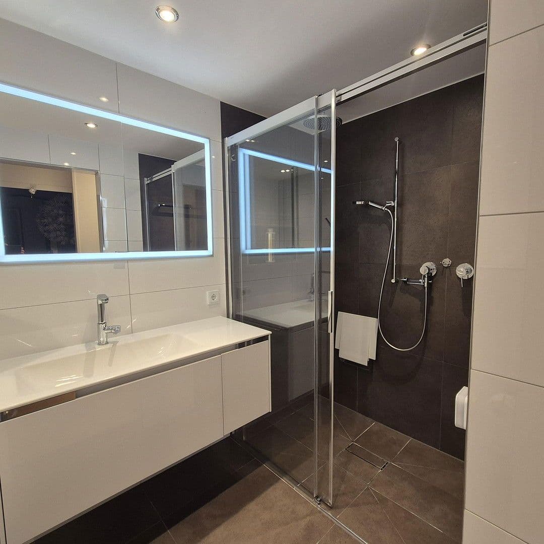 Predaj bytu 3-izbový 87 m², München, Bavorsko Predaj bytu 3-izbový 87 m², München, Bavorsko