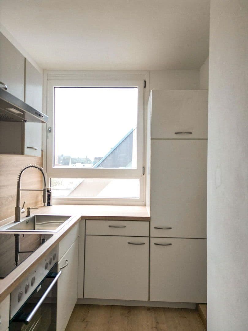 Prenájom bytu 2-izbový 45 m², Nürnberg, Bavorsko Prenájom bytu 2-izbový 45 m², Nürnberg, Bavorsko