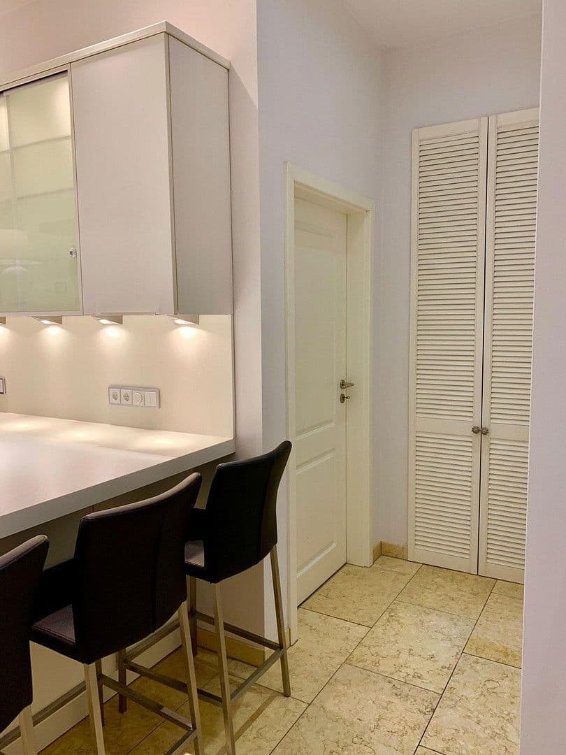 Prenájom bytu 3-izbový 74 m², Osterweihstrasse.4, Zwickau, Sasko Prenájom bytu 3-izbový 74 m², Osterweihstrasse.4, Zwickau, Sasko