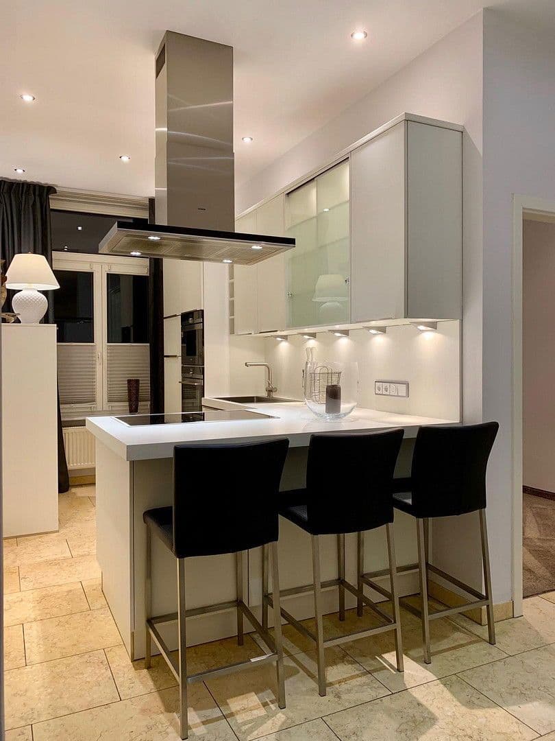 Prenájom bytu 3-izbový 74 m², Osterweihstrasse.4, Zwickau, Sasko Prenájom bytu 3-izbový 74 m², Osterweihstrasse.4, Zwickau, Sasko