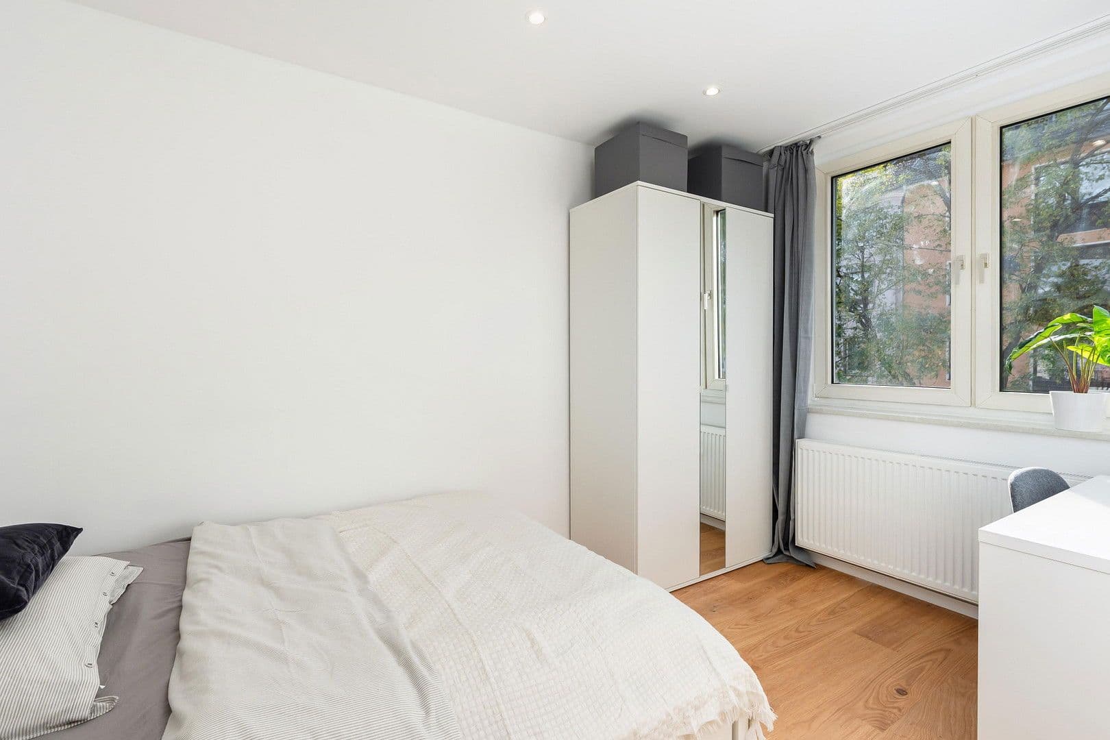 Prenájom bytu 3-izbový 45 m², Düsseldorf, Severné Porýnie - Westfálsko Prenájom bytu 3-izbový 45 m², Düsseldorf, Severné Porýnie - Westfálsko