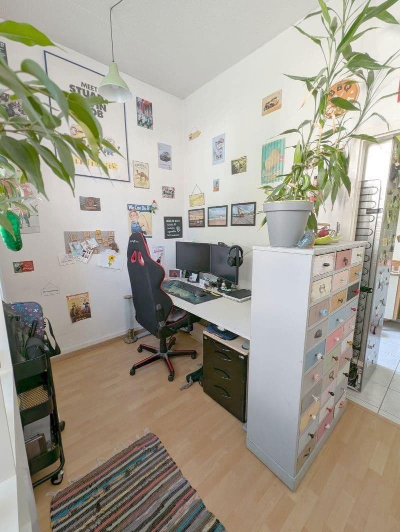 Prenájom bytu 2-izbový 55 m², Karlsruhe, Bádensko-Wurttembersko Prenájom bytu 2-izbový 55 m², Karlsruhe, Bádensko-Wurttembersko