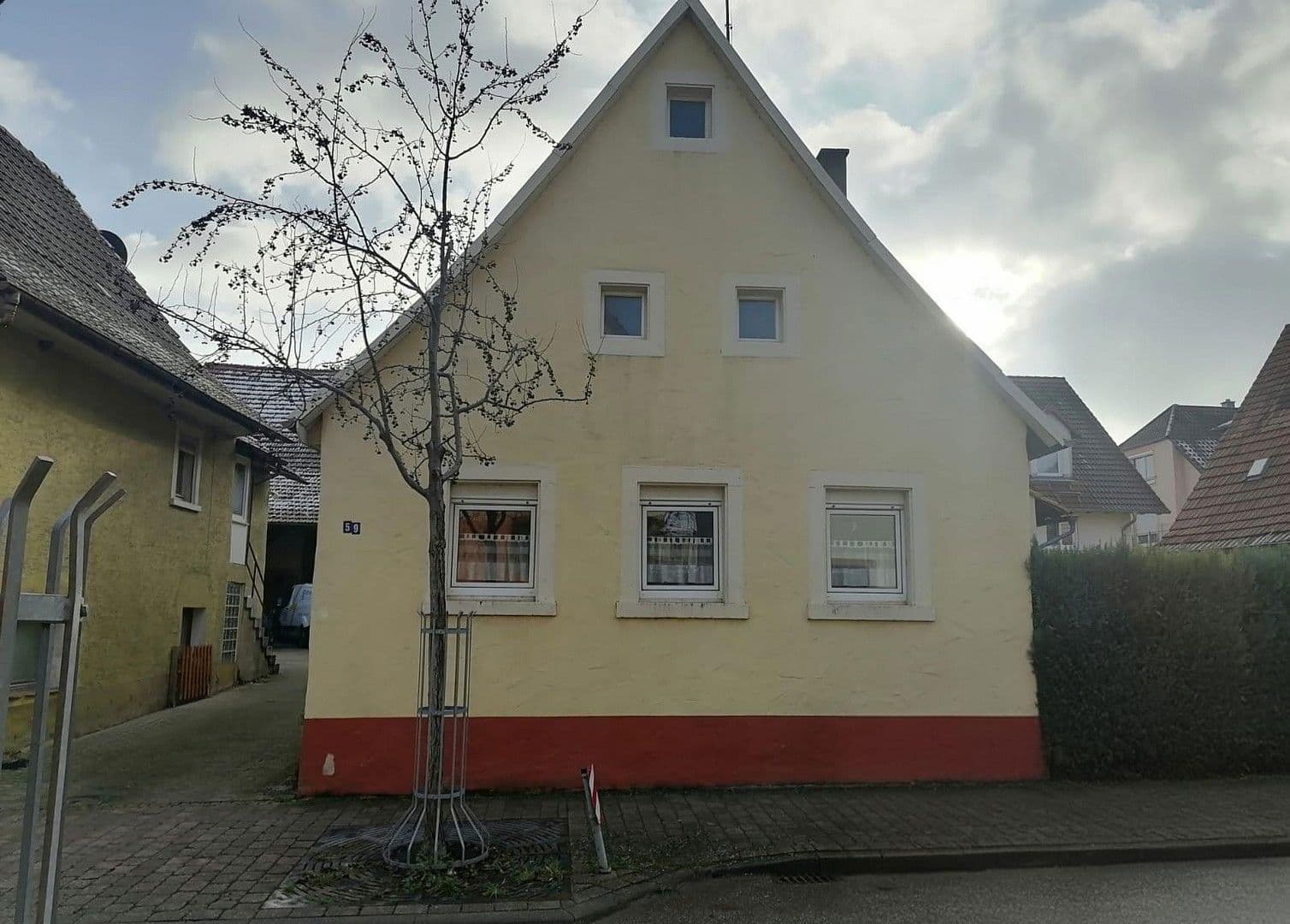Predaj domu 132 m², pozemek 576 m², Kurpfalzstr. 59, Bruchsal, Bádensko-Wurttembersko Predaj domu 132 m², pozemek 576 m², Kurpfalzstr. 59, Bruchsal, Bádensko-Wurttembersko
