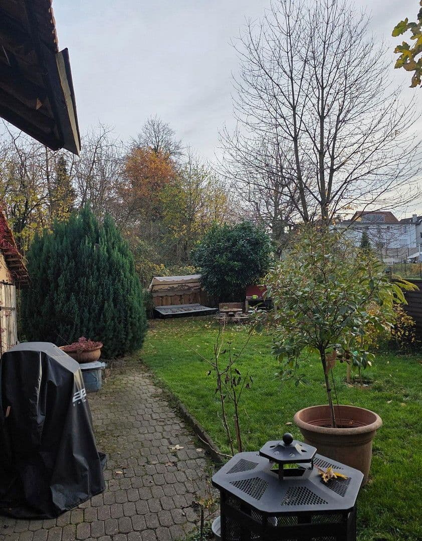 Predaj domu 132 m², pozemek 576 m², Kurpfalzstr. 59, Bruchsal, Bádensko-Wurttembersko Predaj domu 132 m², pozemek 576 m², Kurpfalzstr. 59, Bruchsal, Bádensko-Wurttembersko