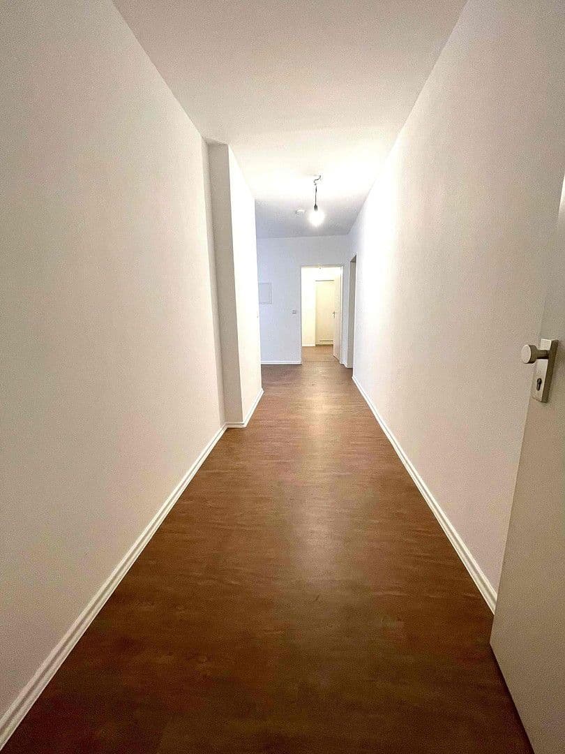 Prenájom bytu 3-izbový 87 m², Hubertusstr. 18b, Grünheide (Mark), Brandenbursko Prenájom bytu 3-izbový 87 m², Hubertusstr. 18b, Grünheide (Mark), Brandenbursko