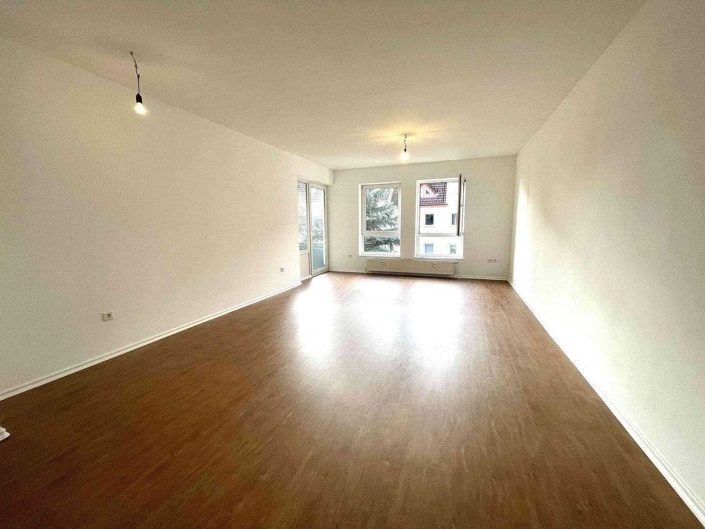 Prenájom bytu 3-izbový 87 m², Hubertusstr. 18b, Grünheide (Mark), Brandenbursko Prenájom bytu 3-izbový 87 m², Hubertusstr. 18b, Grünheide (Mark), Brandenbursko