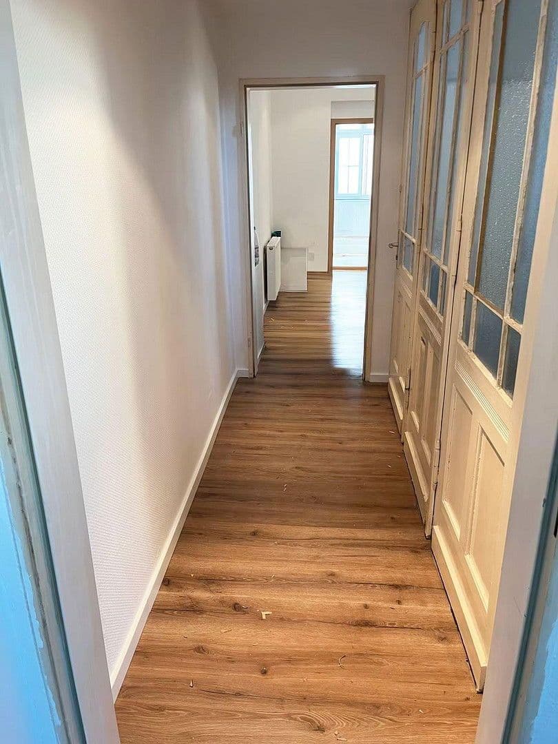 Prenájom bytu 3-izbový 85 m², Kaiserstraße 139, Siegburg, Severné Porýnie - Westfálsko Prenájom bytu 3-izbový 85 m², Kaiserstraße 139, Siegburg, Severné Porýnie - Westfálsko