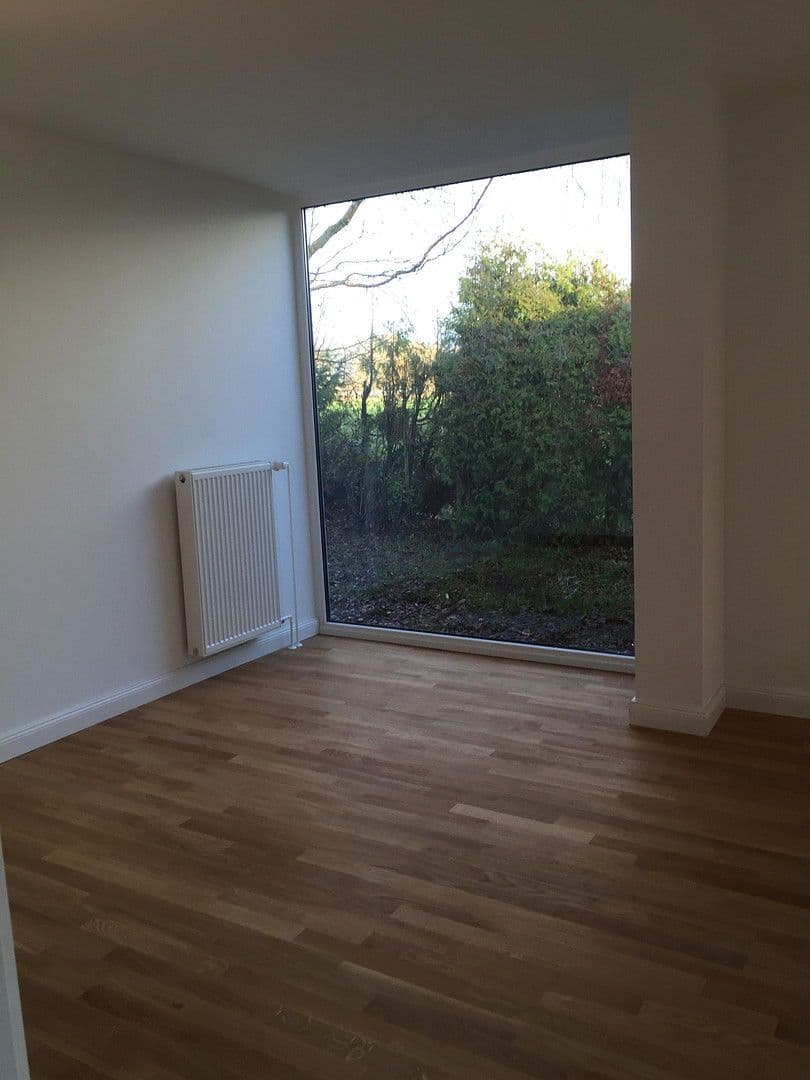 Predaj domu 86 m², pozemek 566 m², Hamburg, Hamburg Predaj domu 86 m², pozemek 566 m², Hamburg, Hamburg