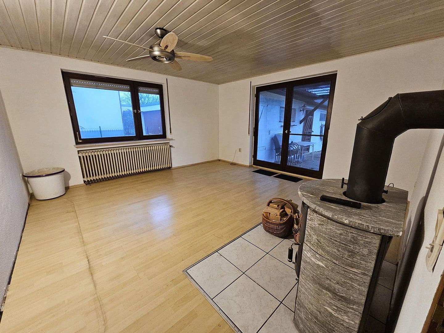 Predaj domu 157 m², pozemek 601 m², Neuhausen, Bádensko-Wurttembersko Predaj domu 157 m², pozemek 601 m², Neuhausen, Bádensko-Wurttembersko